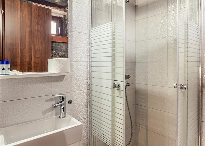 Pensión φωταξία 3*